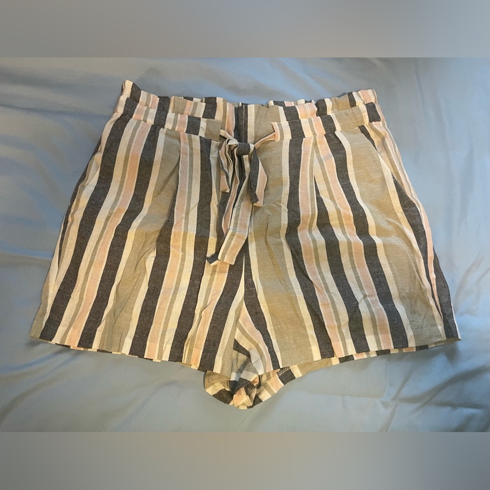 Express striped belted shorts